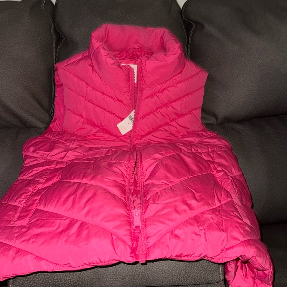 Gap Vest BRAND NEW !